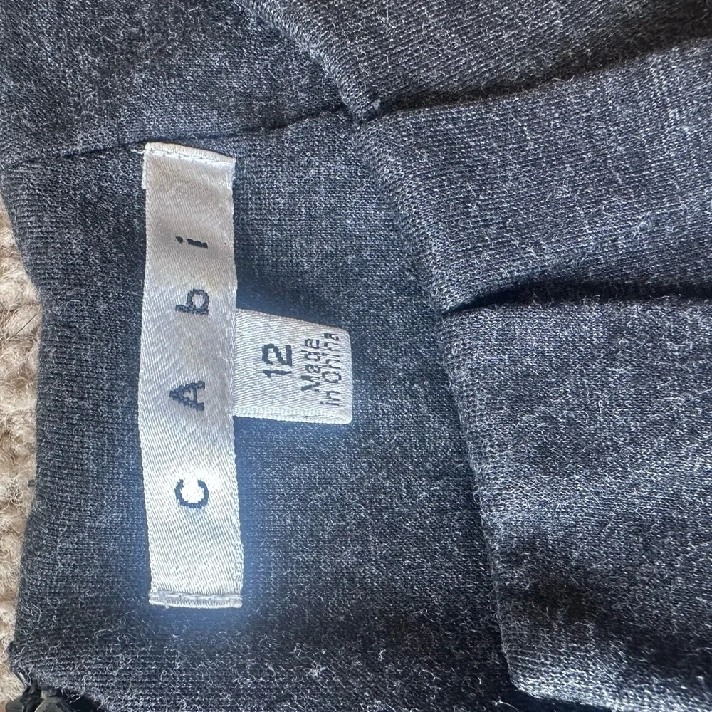 CAbi Gray Sleeveless Top - Picture 2 of 2